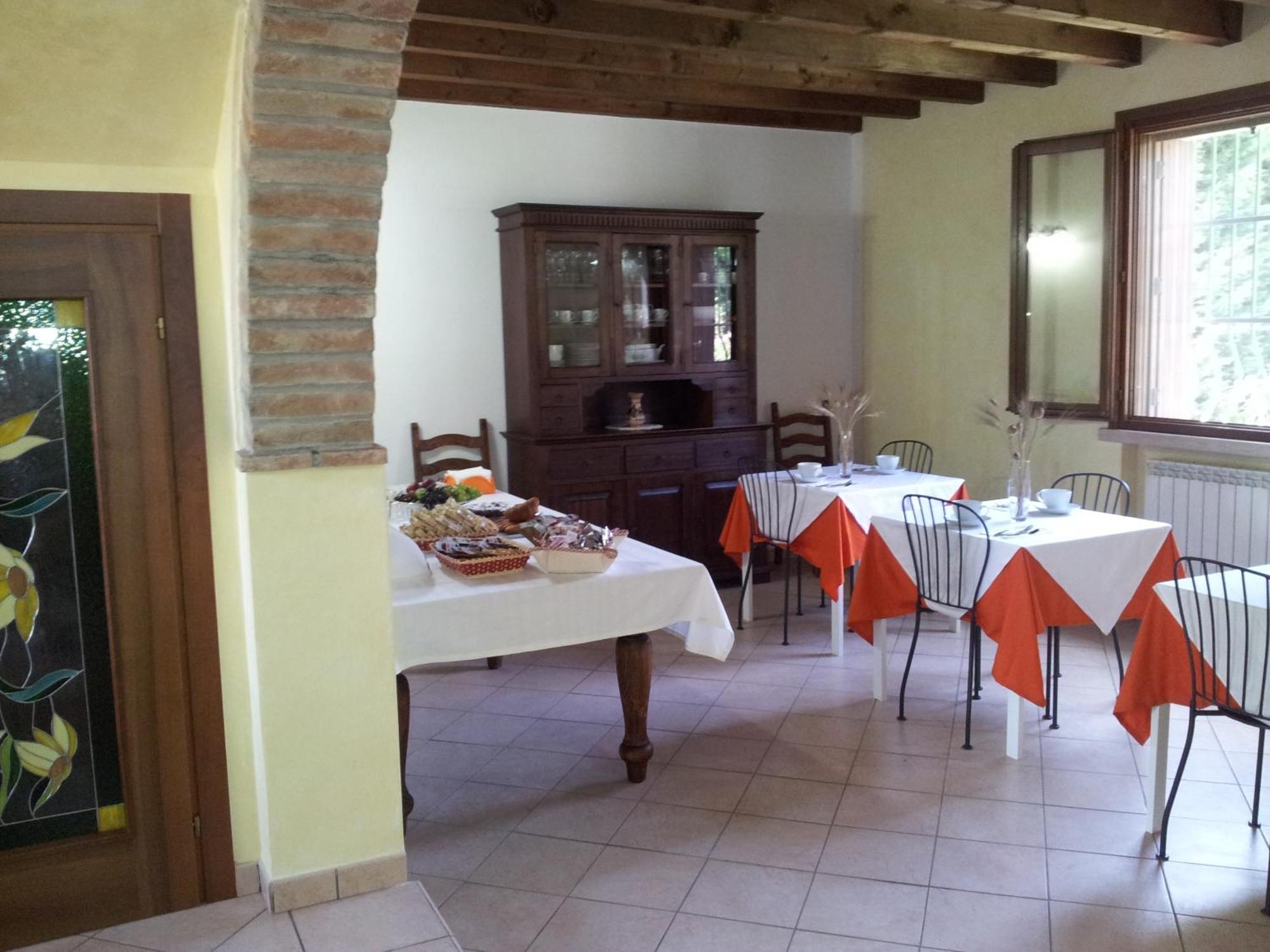Bb Parco Del Mincio Bed & Breakfast Virgilio Luaran gambar