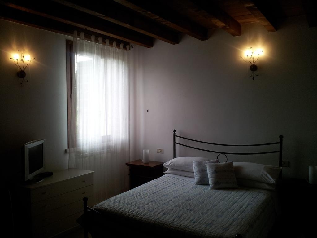 Bb Parco Del Mincio Bed & Breakfast Virgilio Luaran gambar
